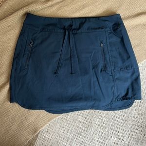 Magellan Outdoors Caddo Lake Fishing Skort- size Small